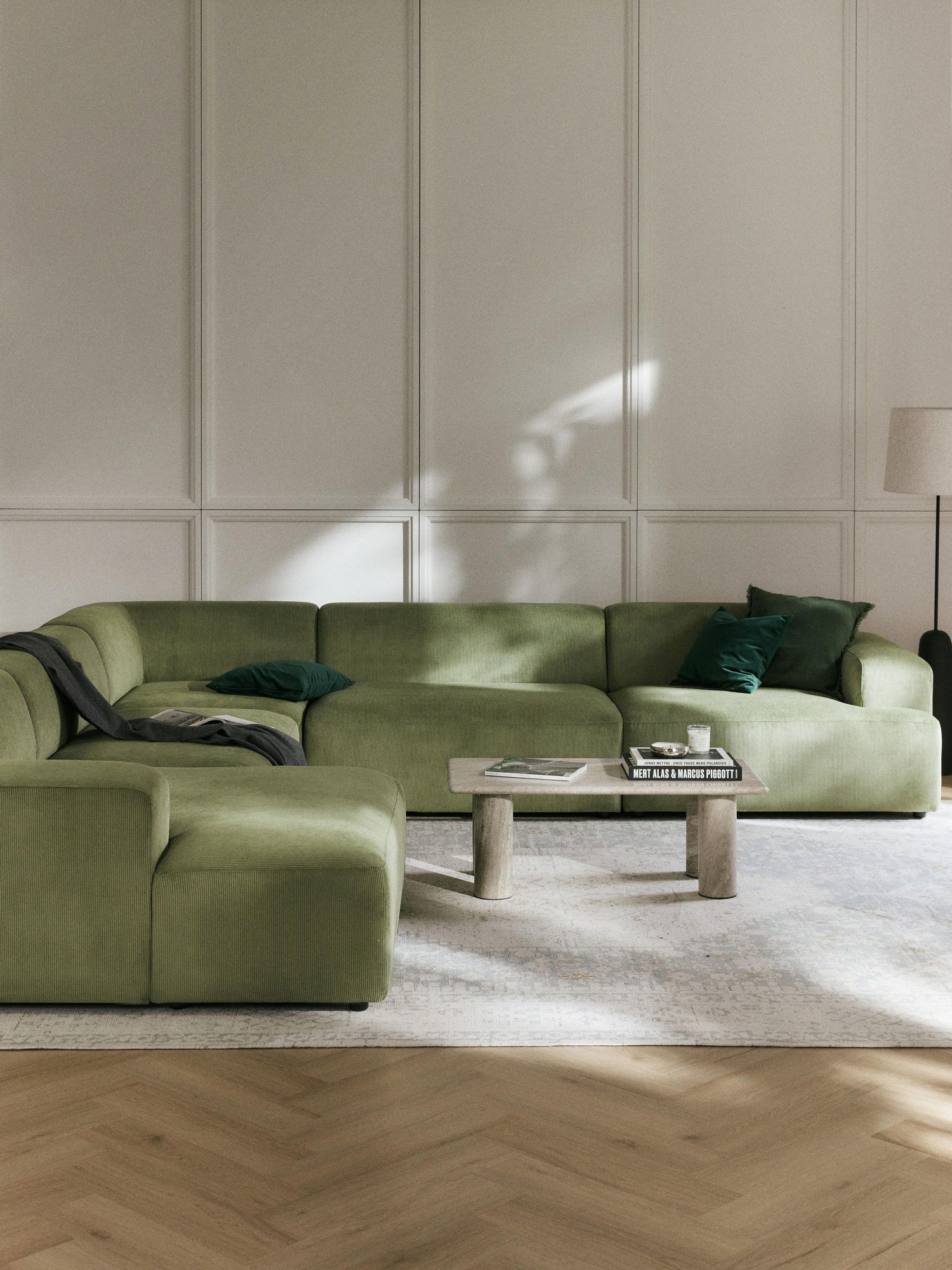 Dream U Shape - Image 151