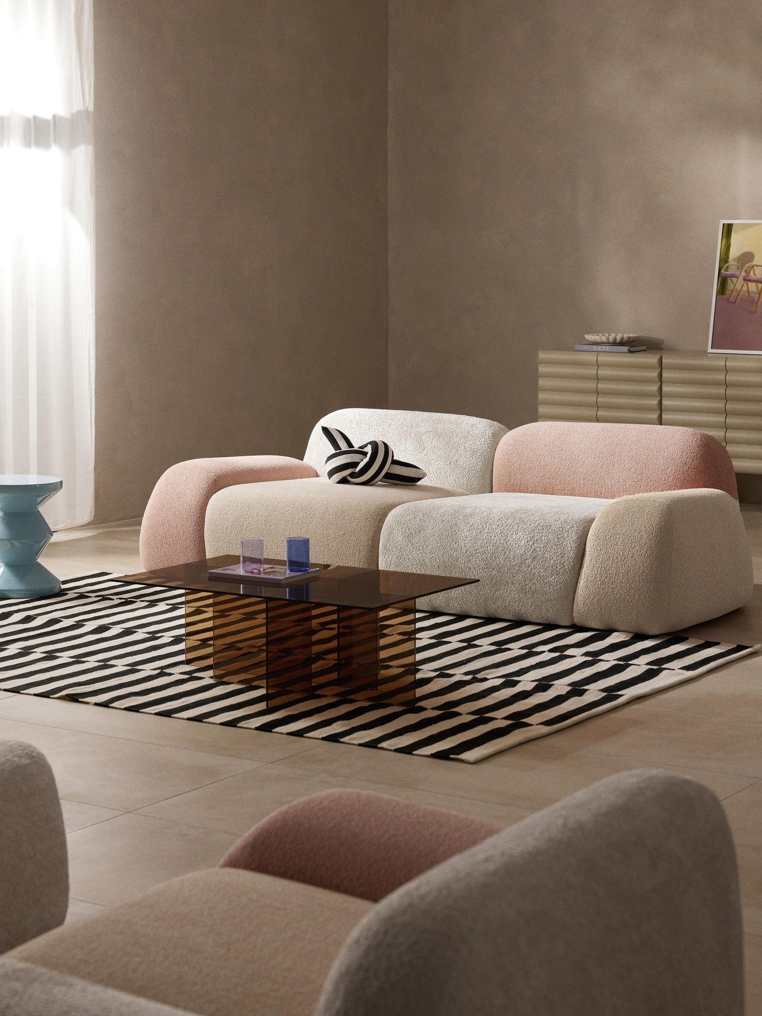 Laura 2 Seats - Image 71