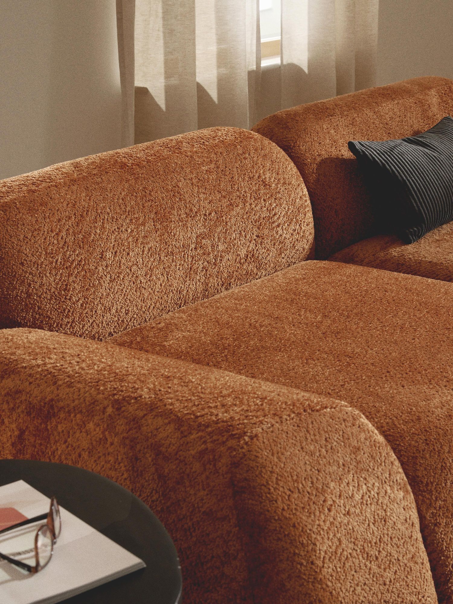 Laura 2 Seats - Image 75